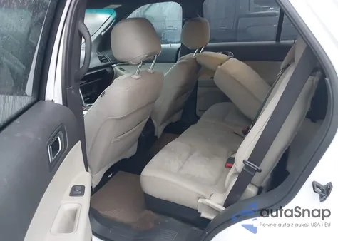 2013 Ford Explorer z USA, uszkodzony, nr VIN 1FM5K7B85DGC09271